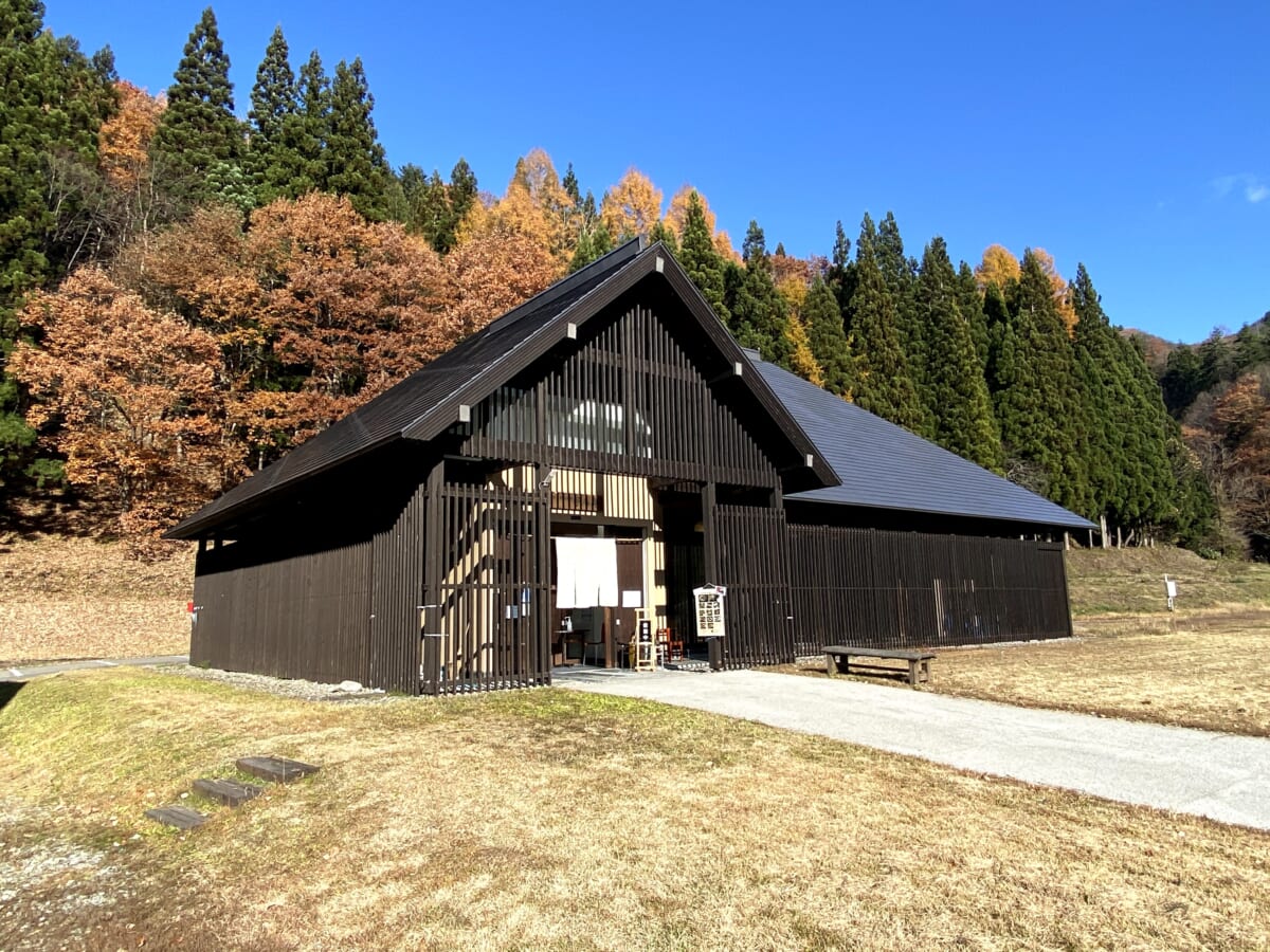 苧麻庵 アカハラを食べる 昭和村 奥会津 観光 Rとさかな