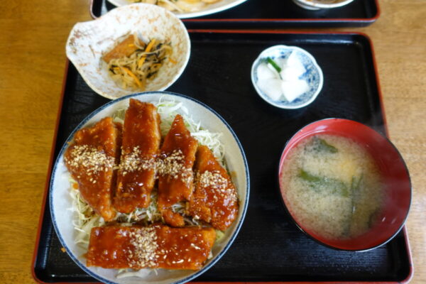 かねまる食堂 ソースカツ丼