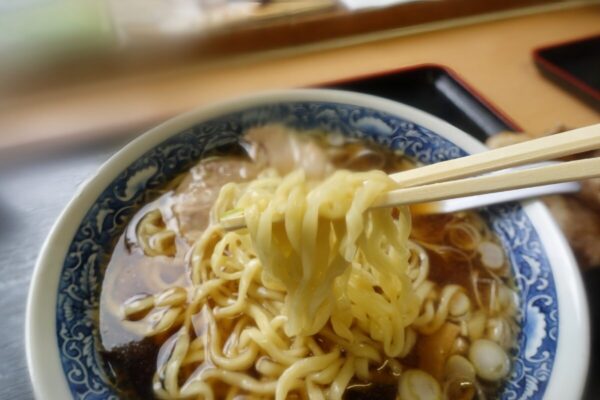 山人家 醤油ラーメン